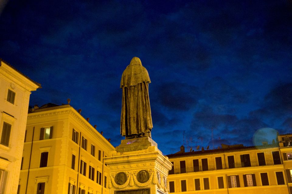 Dark Heart of Rome - Facts, Legend & Mystery Walking Tour - Campo de Fiori and Corso Vittorio Emanuele II: Where the Tour Changes Gears