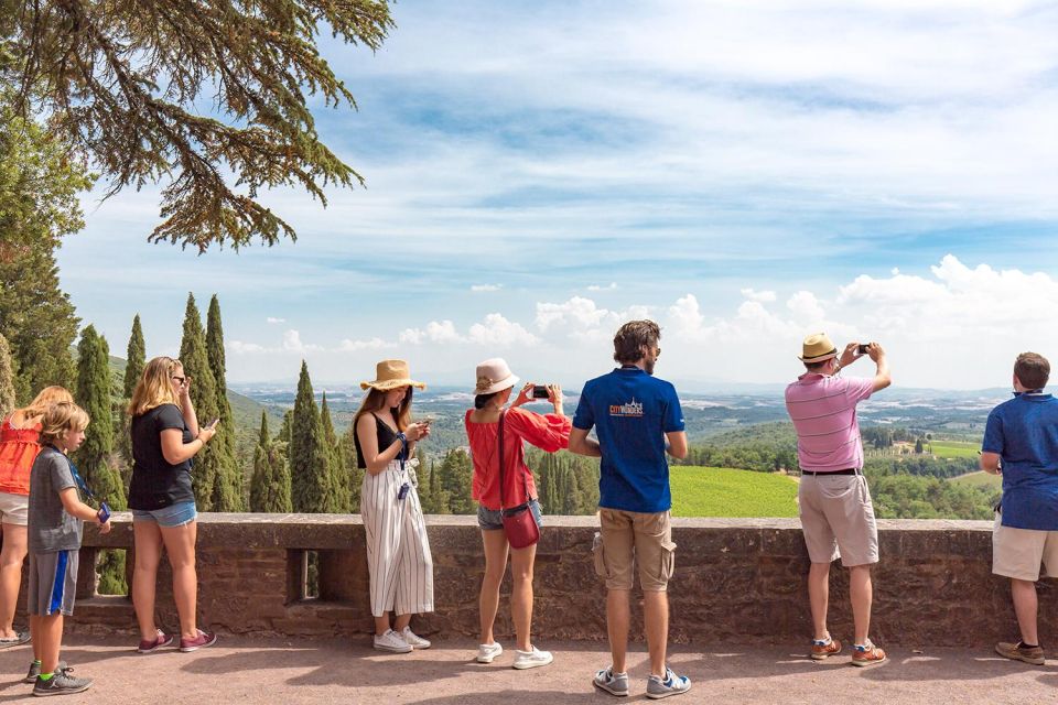 From Rome: Bagnoregio & Orvieto Day Trip with Wines & Lunch - Civita di Bagnoregio: that bridge view is the whole point