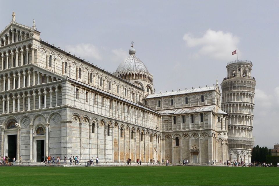 From Rome: Florence and Pisa Full-Day Small Group Tour - Ponte Vecchio and the Arno walk: why this stop feels different