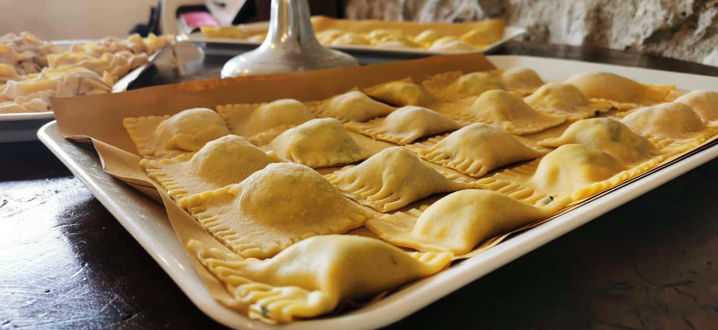 From Rome: Pasta Masterclass & Wine Tour in the Vineyard - Getting to Frascati: a quick train escape from Rome