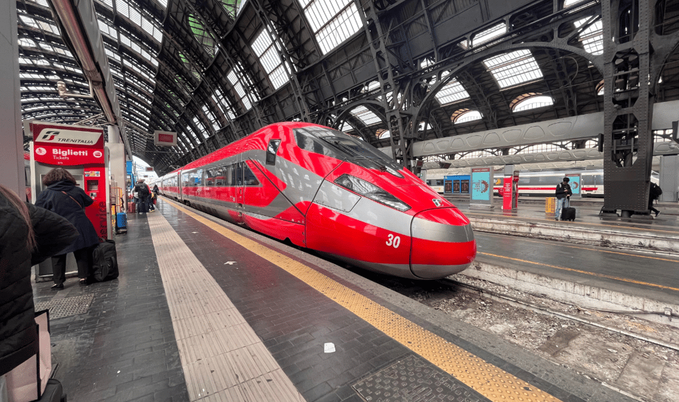 From Rome: Pompeii and Herculaneum Tour w/ High-speed Train - Meeting at Caffè Vergnano inside Termini: find your group quickly