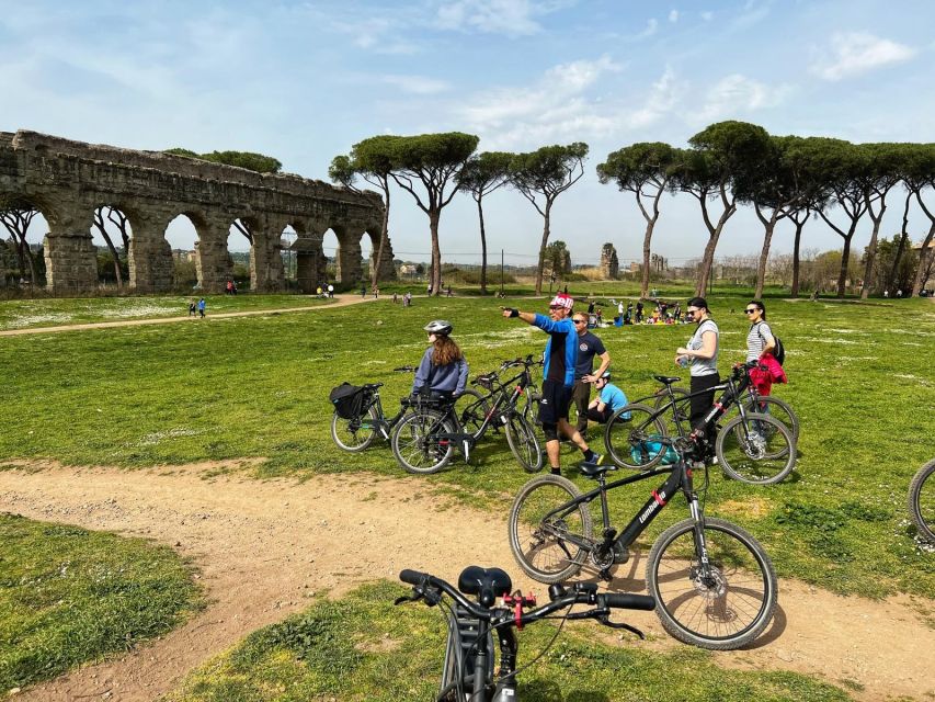 Rome: Appian Way E-Bike Tour Catacombs, Aqueducts & Picnic - Picnic versus aperitif: what you actually eat out there