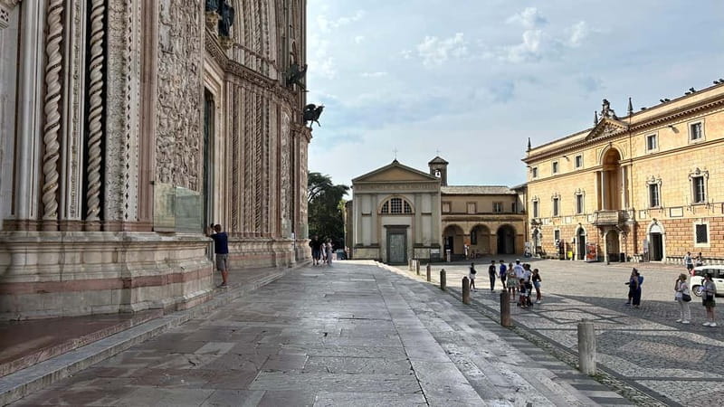 Rome: Assisi, Civita di Bagnoregio and Orvieto Day Tour - Should You Book This Rome: Assisi, Civita di Bagnoregio and Orvieto Day Tour?