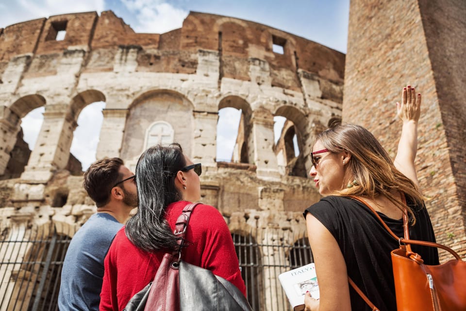 Rome: Best of Colosseum and Roman Forum Guided Tour - Meeting at Piazza del Colosseo: the details that prevent headaches