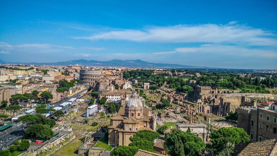 Rome: Best of Colosseum and Roman Forum Guided Tour - Entering the Colosseum: Nero, gladiators, myths, and what you can actually see
