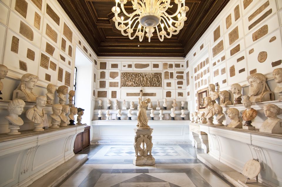 Rome: Capitoline Museums Experience with Multimedia Video - Using the Capitoline Museums audio guide app without wasting time