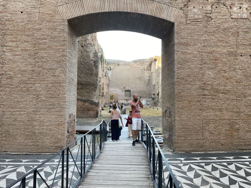 Rome: Caracalla Baths & Circus Maximus — Private or Shared - The guide’s job: turning walls and mosaics into a daily routine