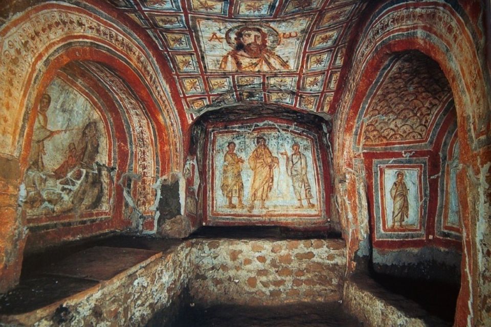 Rome: Catacombs of Domitilla Entry Ticket & Guided Tour - Frescoes that mix beliefs: pagan imagery meets Christian meaning