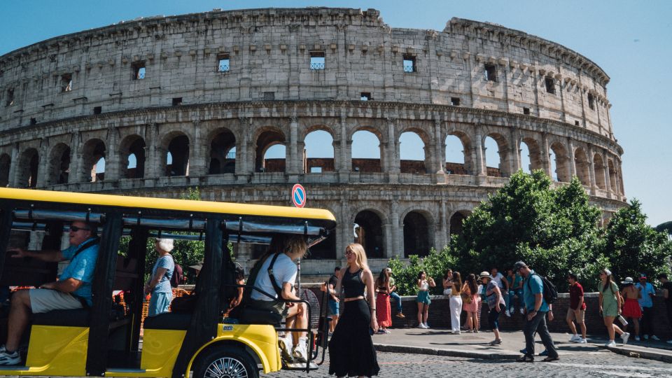 Rome: City Highlights Golf Cart Tour with Local Guide - Trevi Fountain coin toss and the ride down Via del Corso