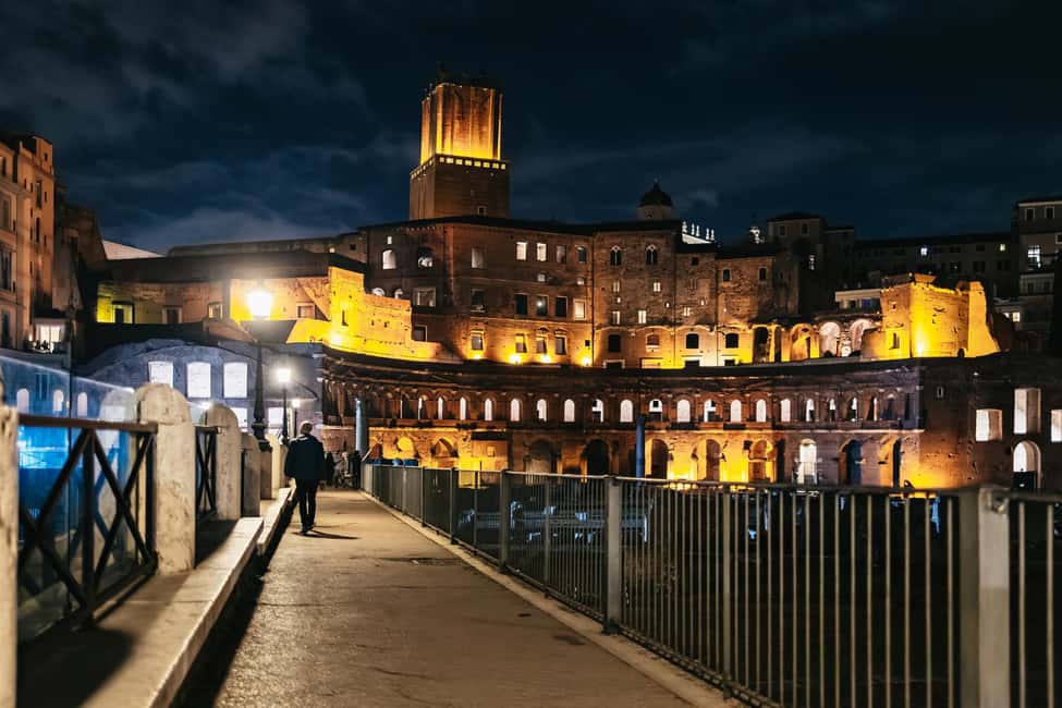 Rome: City Highlights Moonlight Walking Tour - Key things to know before you walk at night