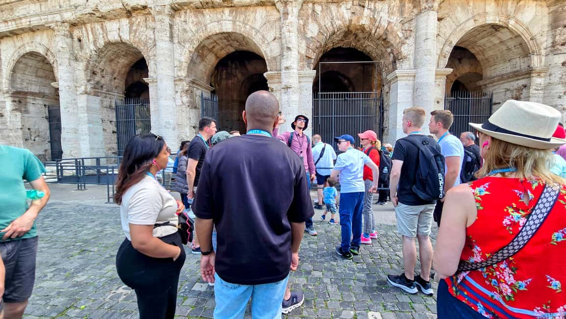 Rome: Colosseum and Ancient Rome Guided Walking Tour - Meeting at Metro Colosseo and the “Airport-style” Reality