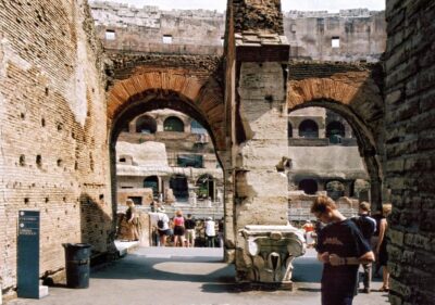 Rome: Colosseum, Forum, and Palatine Hill Guided Tour - Entering the Colosseum: Gladiators, beasts, and imperial showmanship