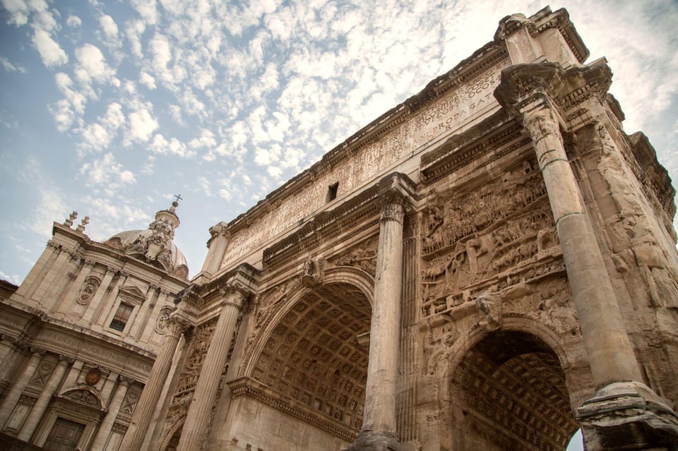 Rome: Colosseum, Forum, Palatine Hill Entry & Audioguide App - Group Size and How It Feels in Real Life