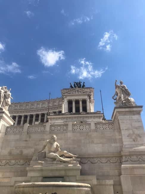 Rome: Colosseum, Forum & Palatine Hosted Entry Experience - Palatine Hill Views and the Founding-Myth Feeling Above Rome