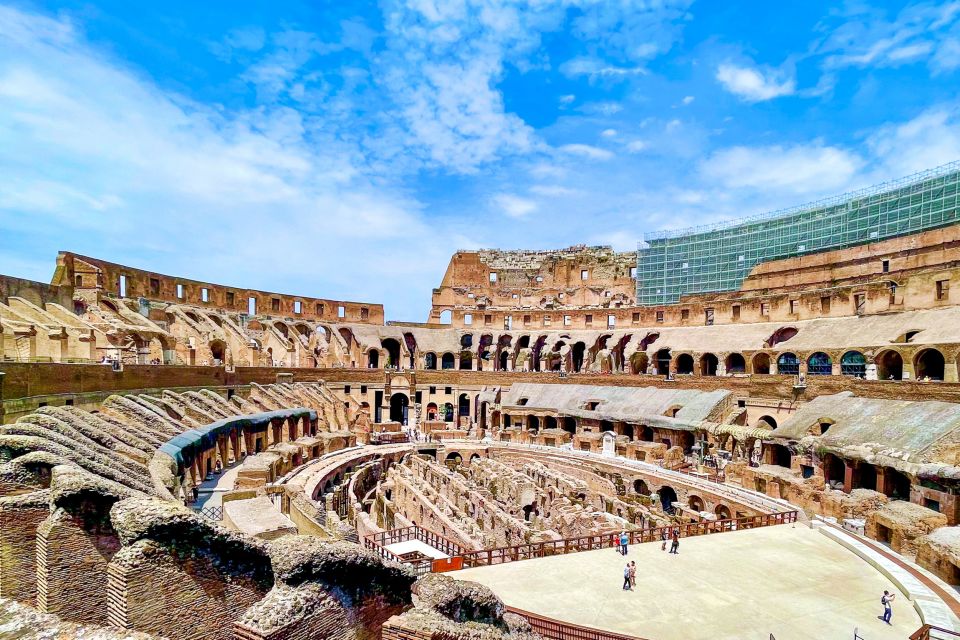 Rome: Colosseum, Palatine Hill and Roman Forum Guided Tour - Radios, Groups, and Hearing Your Guide in Crowds