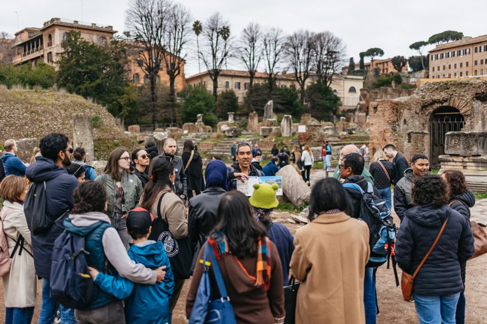 Rome: Colosseum, Palatine Hill & Roman Forum Guided Tour - Guide quality is the real value here (and it shows)
