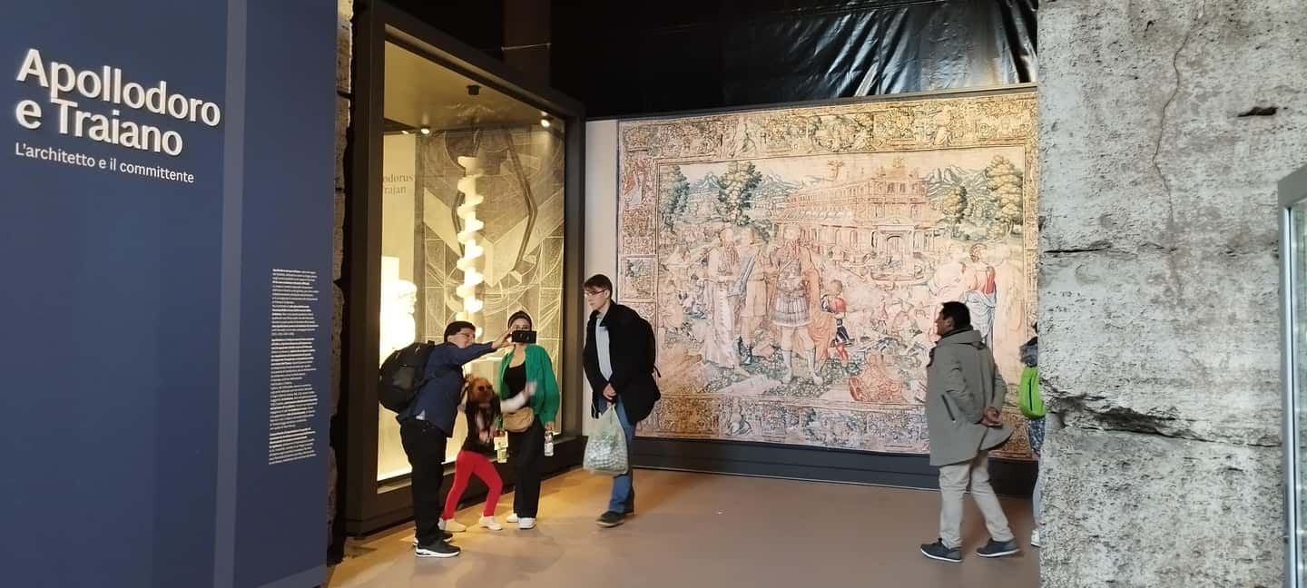 Rome: Colosseum Private Tour - Where you meet: the Colosseo metro upper floor, not street level