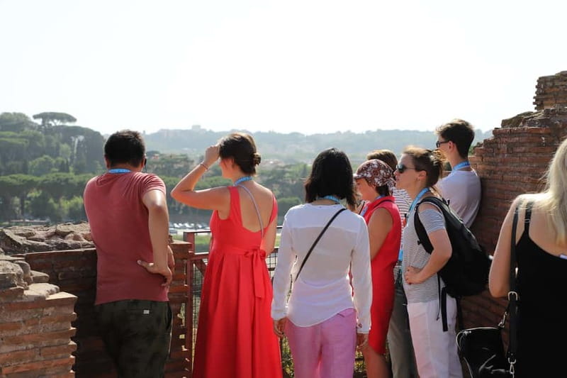 Rome: Colosseum & Roman Forum Guided Tour - Palatine Hill: the origin legends meet imperial real estate