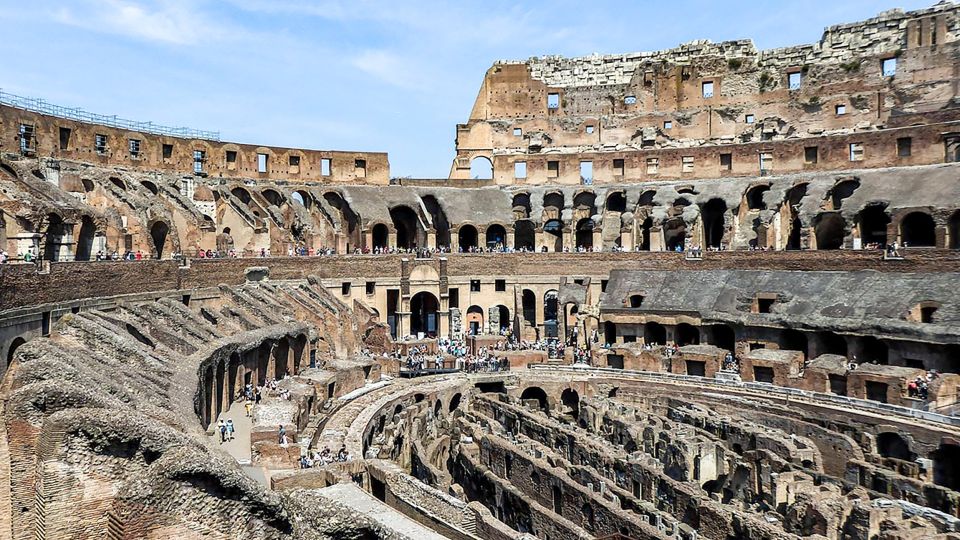 Rome: Colosseum, Roman Forum & Palatine Guided Tour - Key things you’ll notice right away