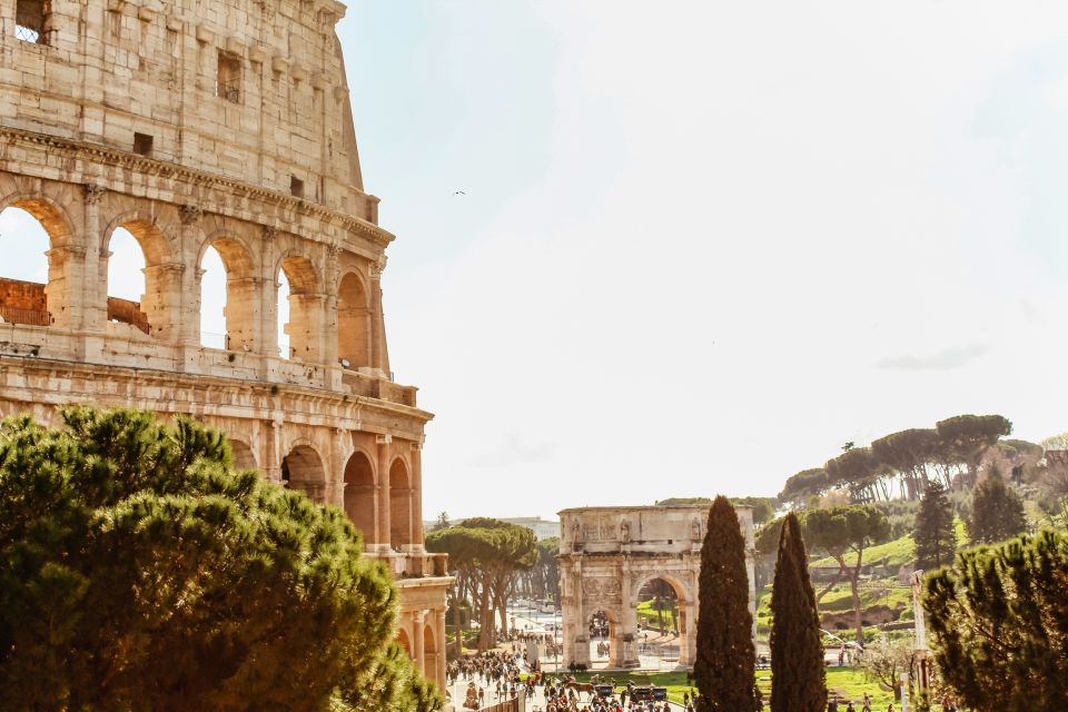 Rome: Colosseum, Roman Forum & Palatine Guided Tour - The value of doing Colosseum, Forum, and Palatine as one story