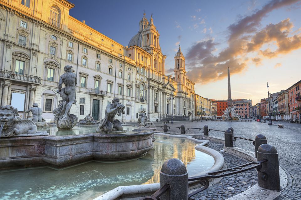 Rome E-Bike Tour – Small Group, Safe Route & Local Guide - Meeting near Piazza Navona: fitting, helmets, and a game plan