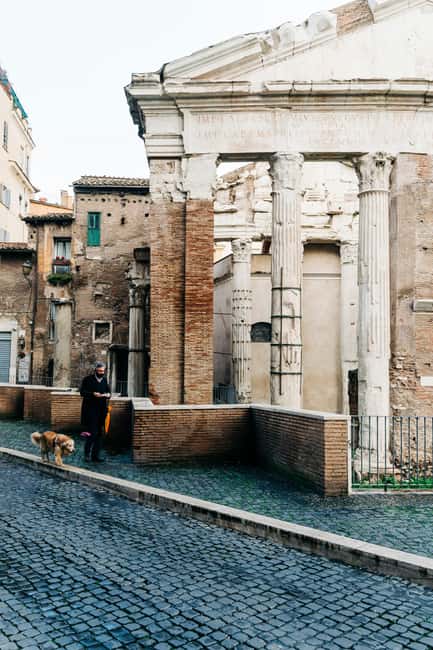 Rome E-Bike Tour with a local! (and a traditional snack) - The snack break: classic Roman food included
