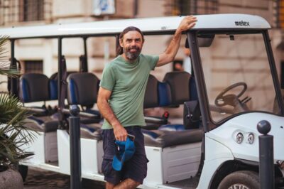 Rome: Evening Golf Cart Tour with Aperitivo - Your aperitivo start: Prosecco plus the ritual mindset