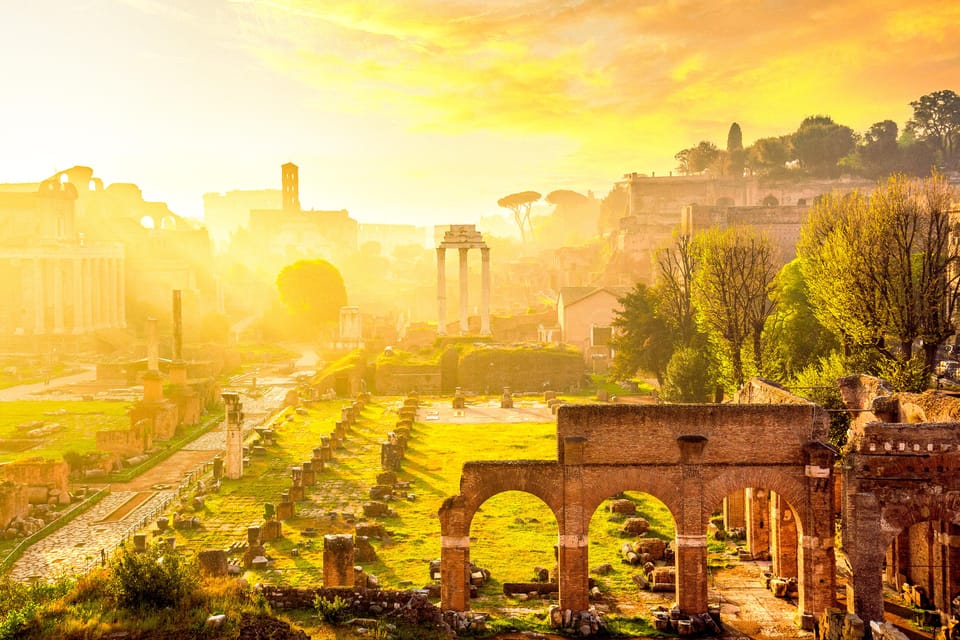 Rome: Exclusive Colosseum Underground and Arena Guided Tour - Palatine Hill panoramas: where views meet meaning