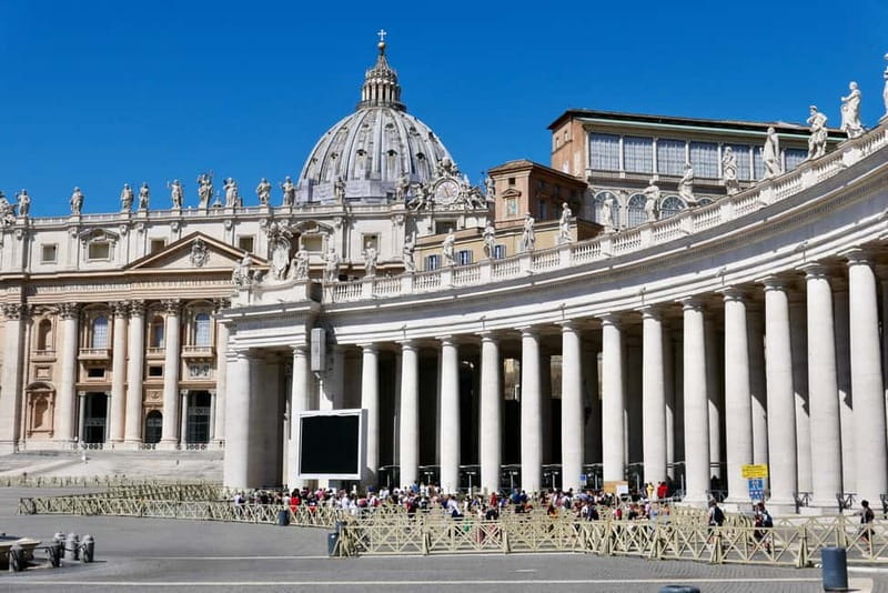 Rome: Guided Tour of St. Peter's Basilica, Grottoes & Square - St. Peter’s Square First: Bernini’s Optical Tricks in Plain Sight
