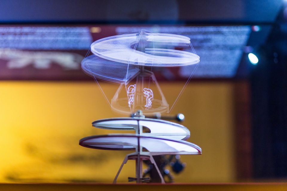 Rome: Leonardo da Vinci Exhibition Entrance Ticket - Full-scale machines and the 3D hologram effect