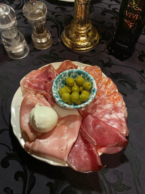 Rome: Night Tour by Golf Cart with Italian Dinner and Gelato - Getting there and moving around: pickup range, carts, and comfort