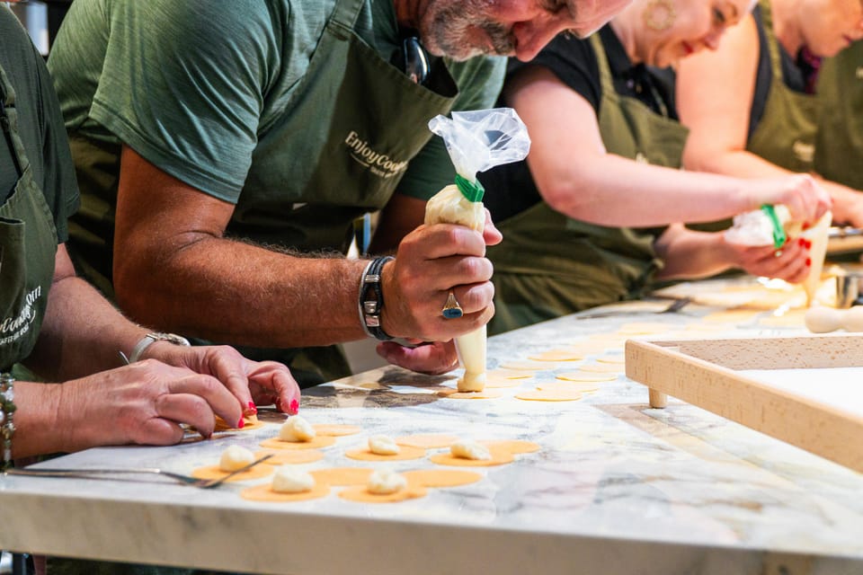 Rome: Pasta, Ravioli & Tiramisu Cooking Class by Colosseum - The Chef Experience: English Instruction and a Real Teaching Pace