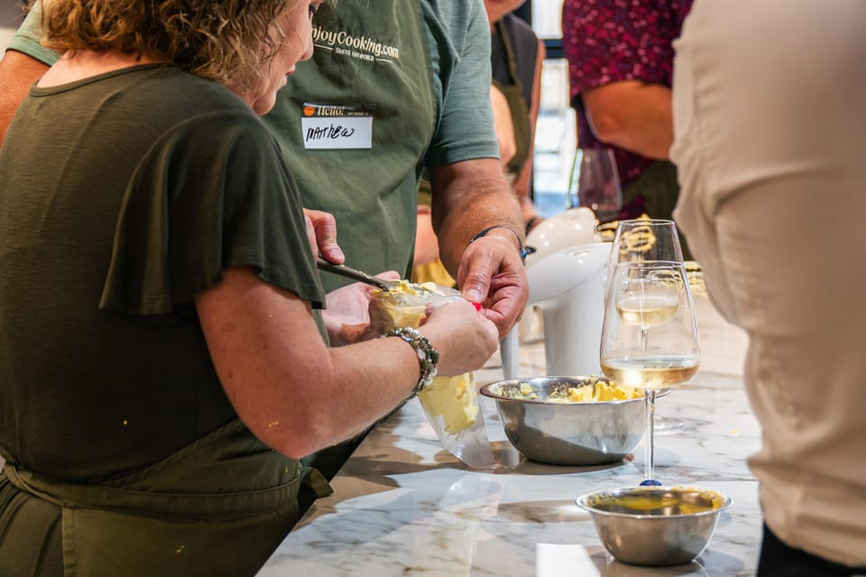 Rome: Pasta, Ravioli & Tiramisu Cooking Class by Colosseum - What You’ll Eat at the End (and Why That’s the Point)