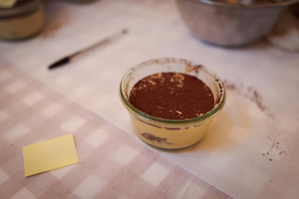 Rome: Pizza and Tiramisu Cooking Class in Piazza Navona - Pizza in Rome: Rolling, Topping, and Timing in a Real Oven