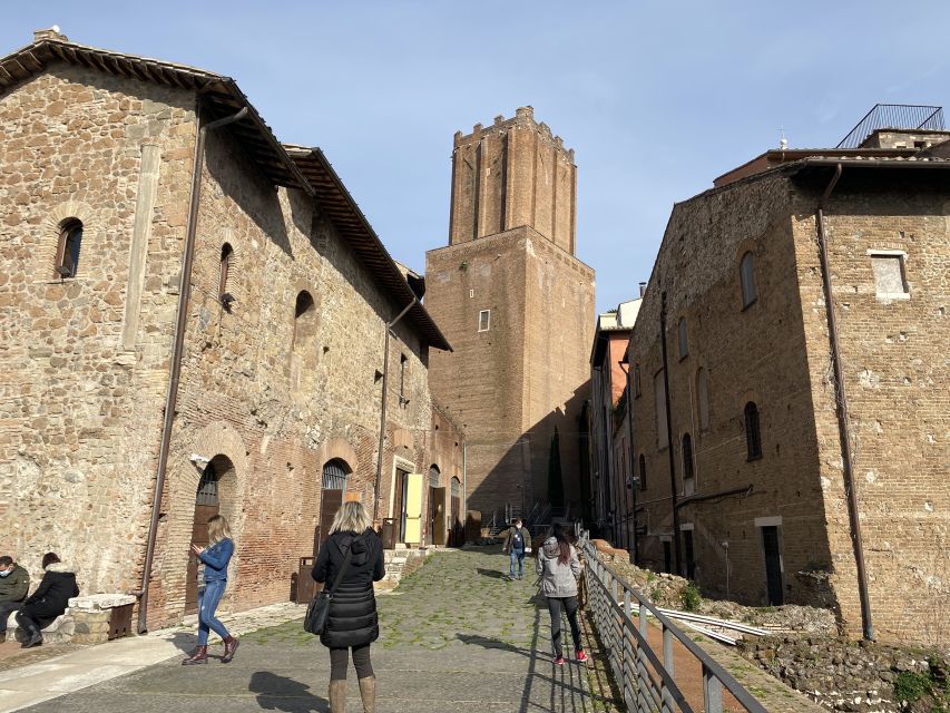 Rome: Trajan Markets Experience with Multimedia Video - A 25-Minute Rome Video That Actually Prepares You