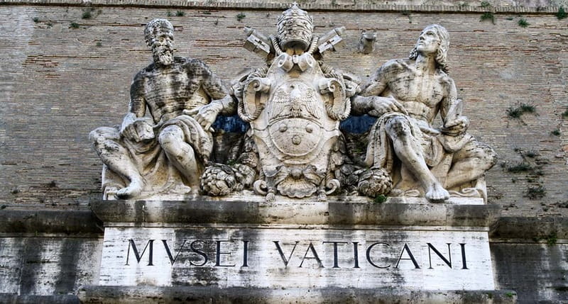 Rome: Vatican, Sistine & St. Peter's Fast Track Private Tour - Sistine Chapel: Michelangelo with the rules explained before you enter