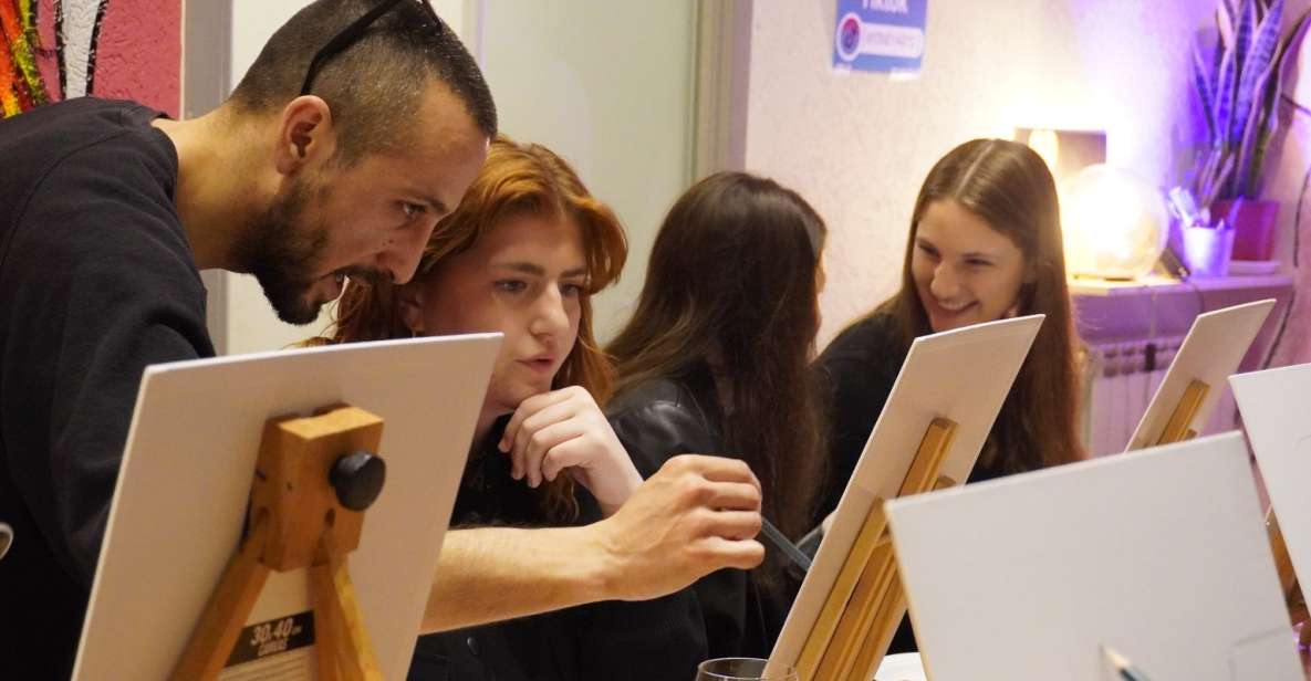 Rome: Wine and Paint Experience in Piazza Navona - Unlimited Wine and Roman Pizza: The Food-and-Drink Rhythm