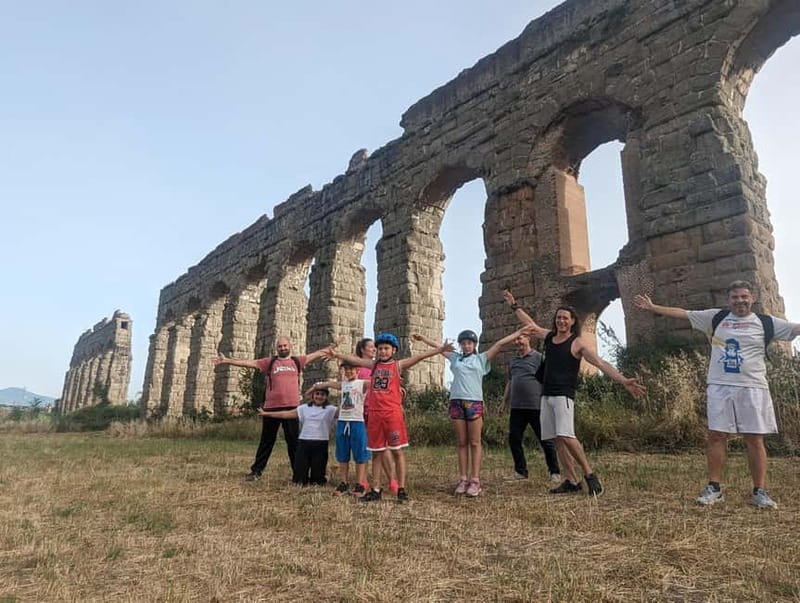 Rome:Appian Way E-bike Tour, Catacombs, Aqueducts & Transfer - Meeting, transfer, and the first taste of Roman scale